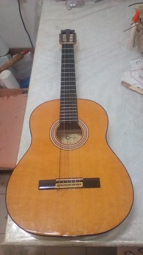 Guitarra Centuri