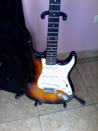 Guitarra Electrica-90vrds Amplificador O Cambio