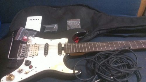 Guitarra Electrica Washburn Se Vende O Se Cambia