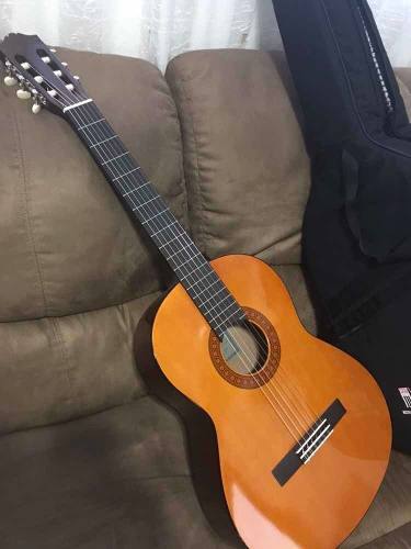 Guitarra Yamaha Modelo C40