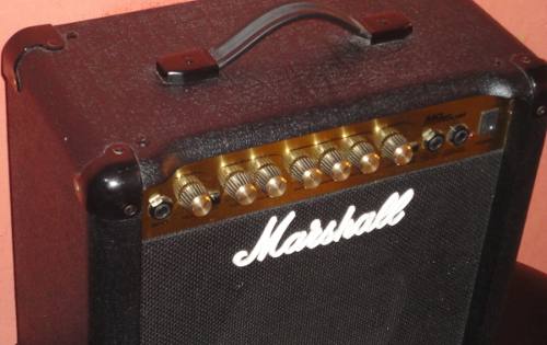 Marshall Amplificador Serie Mg 15