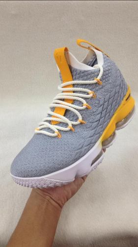 Botas Lebron 15 Caballeros