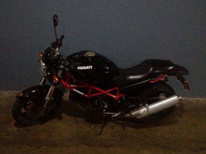 Vendo Ducati Monster 695 del 2008 con 6.000 km