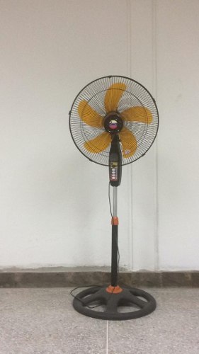 Ventilador De 5 Aspas De Pedestal