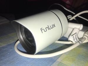 Camara de seguridad marca funlux