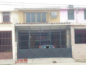 Casa en Venta en La Isabelica MLS#15