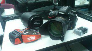 Cámara Profesional Nikon D610 con todos sus accesorios