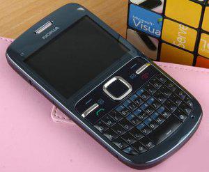 vendo nokia c3 con 4 meses de uso a 1.000 B.f