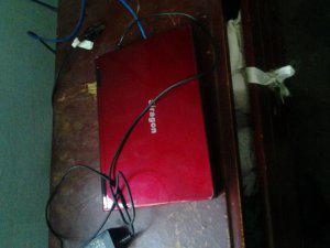 Mini laptop SIRAGON Vinotinto en 12mil para hoy