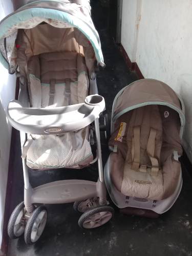 Coche Y Porta Bebe Marca Graco Verde Y Gris