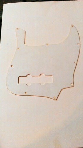 Pick Guard O Golpeador Para Bajo 4 Cuerdas Mod. Jazz-bass