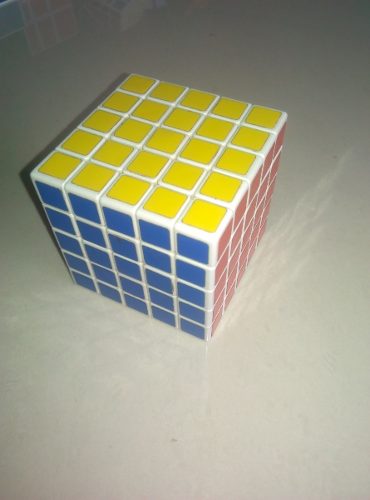 Cubo De Rubik 5x5x5. Shengshou Fondo Blanco