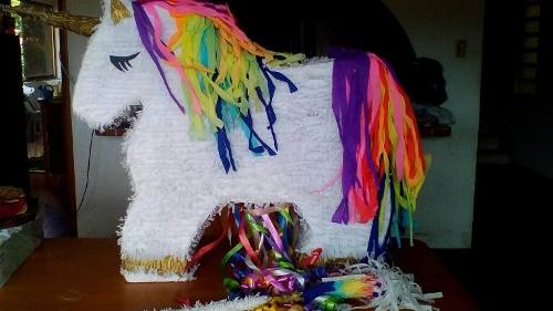 Piñatá Entamborada Unicornio