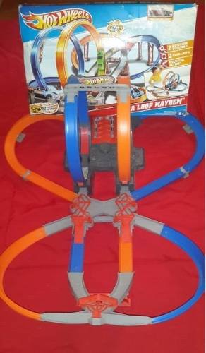 Pista Hot Wheels Mega Loop Mayhem