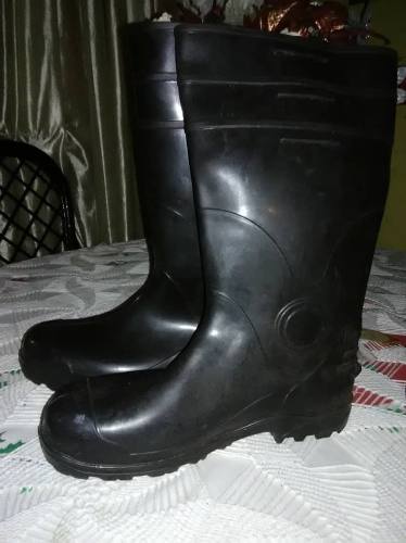 Bota De Goma Pvc Caña Alta Con Puntero Talla 42