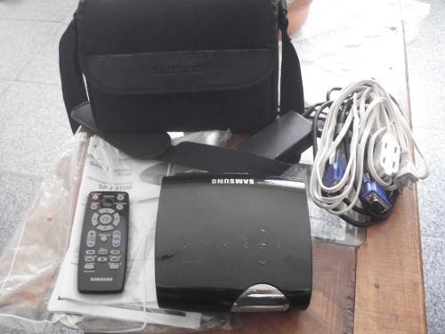 Remato Video Beam+laptop Hp+pantalla Da-lite (combo)