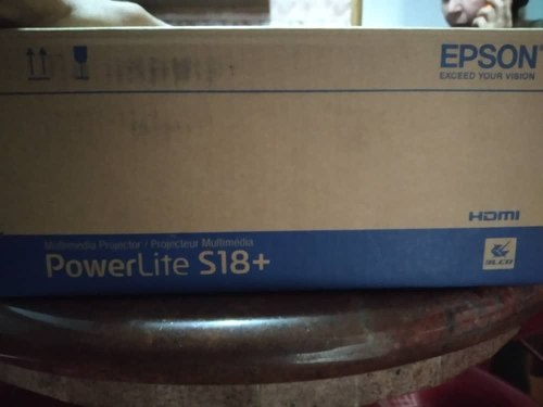 Video Beam Epson Powerlite S18+ Con Pantalla De Proyeccion