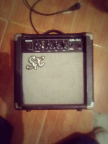 Amplificador De Guitarra Sxr