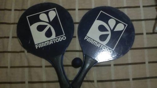 Raquetas De Ping Pong Con Su Pelota