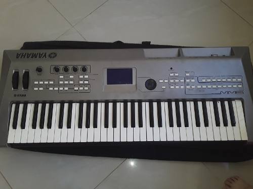 Teclado Yamaha Mm6