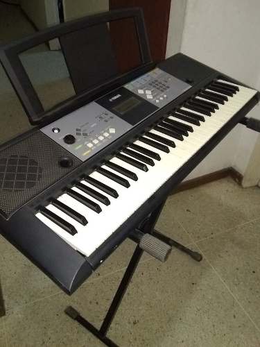 Teclado Yamaha Psr-e233 Como Nuevo