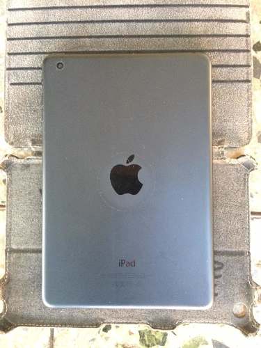 iPad Mini Wifi 16gb Apples (200$)