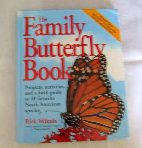 El Libro De La Familia De La Mariposas (en Ingles)