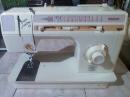 Maquina De Coser Singer Super Facilita 52