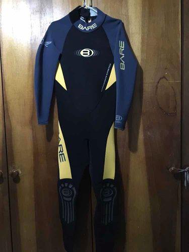 Traje Para La Práctica Del Buceo