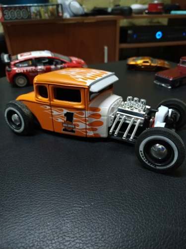 En Venta Ford  Maisto 1/24