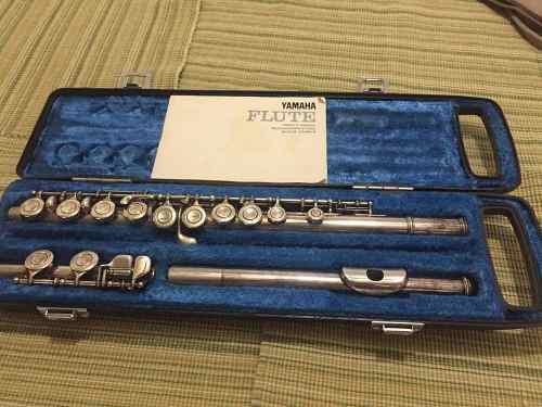 Flauta Traversa Marca Yamaha Yfl-21s Silver Plated