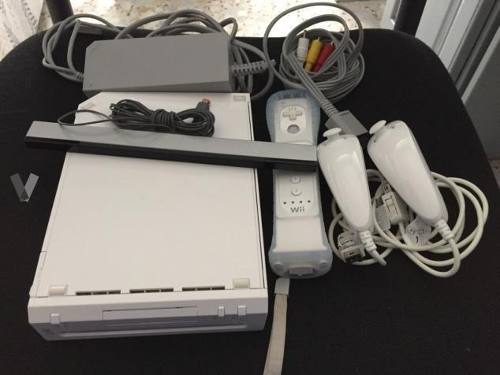 Nintendo Wii+controles Y Full Juegos+kit Deaccesorios(70vrd)