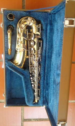 Saxofón Alto. Marca Yamaha. Modelo Yas 21. Usado