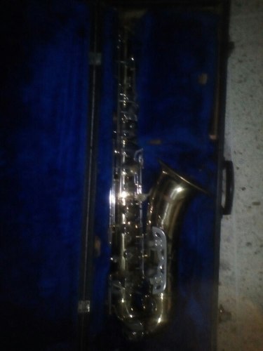 Saxofón Tenor Marca Stephenson