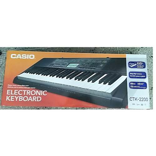 Teclado Casio Electronic Keyboard
