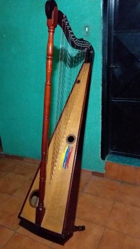 Arpa Florentino Original Con Cuerdas Nuevas