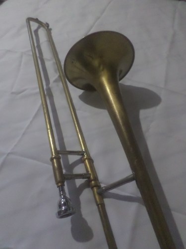 Trombón Yamaha (120)