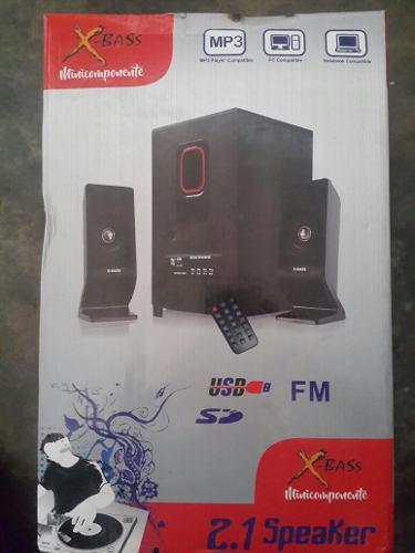 Minicomponente X-bass