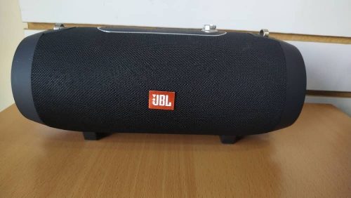 Corneta Portátil Jbl Recargable (bluetooth, Aux, Usb, Sd)