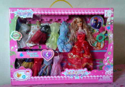 Muñeca Tipo Barbie Con 10 Vestidos