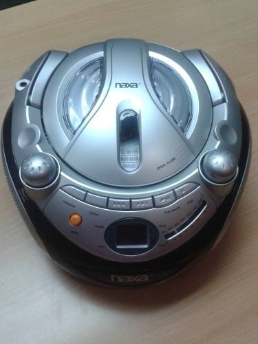 Reproductor Portatil Naxa Cd Cd-r/rw Y Radio Am/fm Stereo