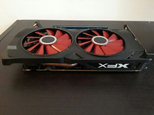 Tarjeta De Video Xfx Rs Black Rx 570 Oc 4gb Ddr5 3xdp