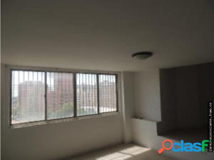 Vendo Apartamento La Lago. MLS #19-15431. MFP