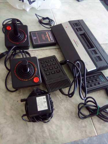 Atari 2600 Con Accesorios Leer