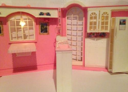 Casa Barbie Magic Kitchen Cocina Magica
