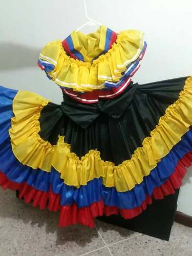 Traje De Danza Nacionalista