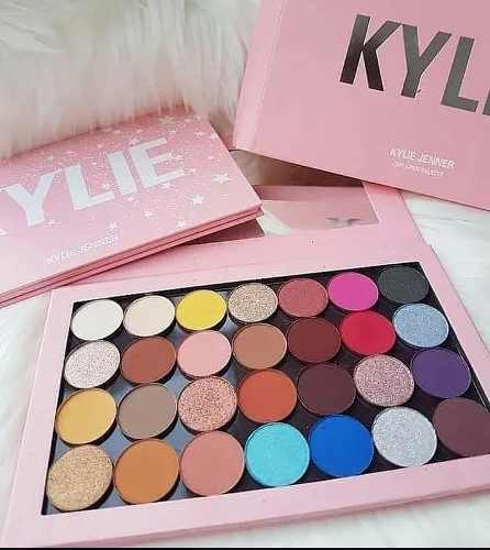 Paleta De Sombras Kylie 28 Tonos Al Mayor Y Detal