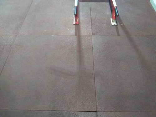 Pisos Laminas De Gomas Para Gimnasio, Valor:17vrds. (usadas)