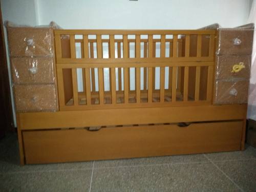 Cama Cuna Convertible En Cama Doble Con 6 Gavetas. 425$