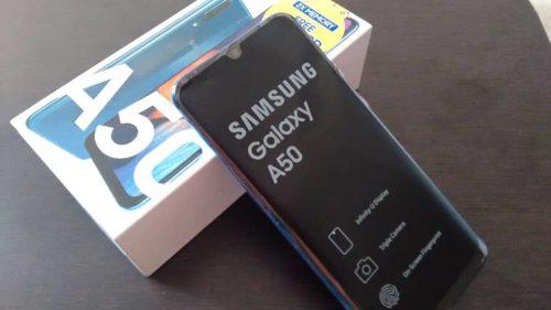 Teléfono Samsung A50 En Perfecto Estado 250v